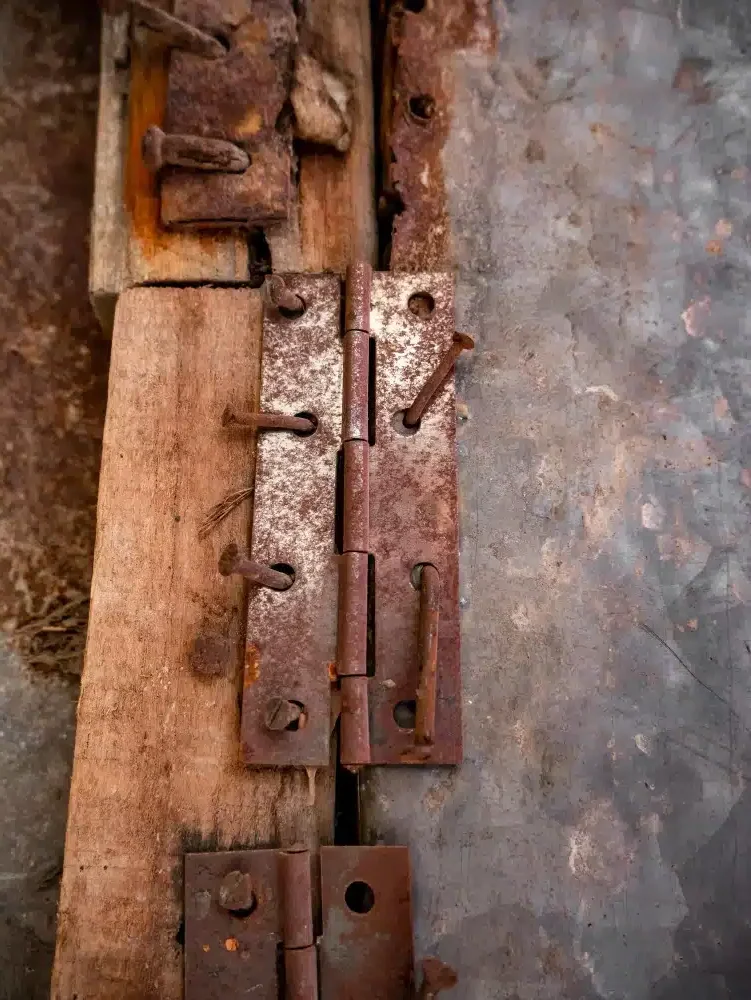 does rust reduce scrap metal value, rusty scrap metal price in London, scrap metal value, surface rust. oxidation, corrosion